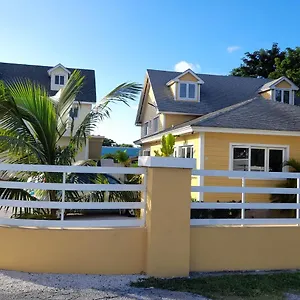  Apartment By The Bay